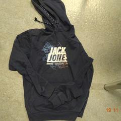 Hoodie donkerblauw, zoals gemeld door Gemeente Leopoldsburg met iLost