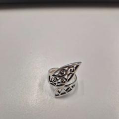 Squillo zilverkleuring, come riportato da IKEA Utrecht utilizzando iLost