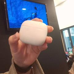 Headphones, as reported by MEININGER Hotel Vienna Downtown Franz using iLost