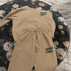 Trainingspak, zgłoszono przez Van der Valk Hotel Amsterdam-Amstel przy użyciu iLost