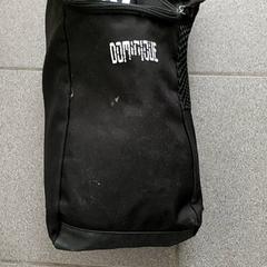 バックパック - Zwart がiLostで Centraal magazijn によって報告されました