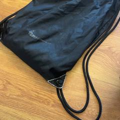 Ryggsäck Zwart, rapporterat av GVB med iLost