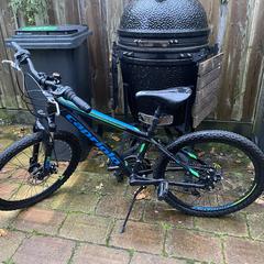 Fiets, amint azt az iLostnak jelentették.