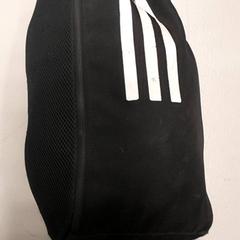 Väska Sporttas, rapporterat av Regio West-Vlaanderen med iLost