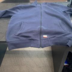 Vest, som rapportert av Rotterdam The Hague Airport ved bruk av iLost