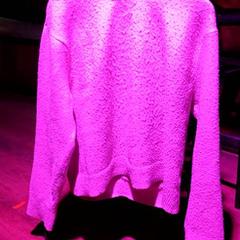 Trui White, zoals gemeld door Club Nyx/Exit Café met iLost