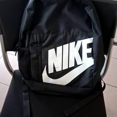 Backpack, as reported by Blauwnet Zwolle using iLost