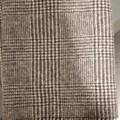 ショール & スカーフ shal scaa がiLostで Grand Hotel Amrath Kurhaus によって報告されました