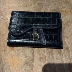 İLost kullanarak Pathé Ede tarafından bildirildiği gibi Cüzdan Oualil