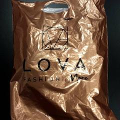 Tas kleding، كما تم الإبلاغ عنه بواسطة Arriva Vechtdallijnen عبر iLost