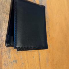 Portefeuille Nagel, a été signalé par Pathé Ede utilisant iLost