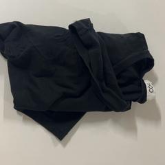 T-shirt, como reportado por Silver Sands Beach utilizando o iLost