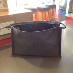 Beauty case، كما تم الإبلاغ عنه بواسطة MEININGER Hotel Berlin "Mitte" Humboldthaus عبر iLost