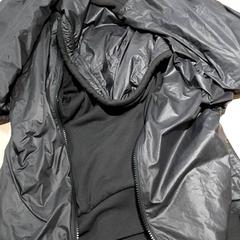 Vestiario - jas, come riportato da Centraal magazijn utilizzando iLost