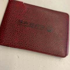 Pénztárca Imane, amint azt GVB az iLost segítségével jelentette.