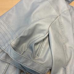 ジャケット がiLostで RET によって報告されました