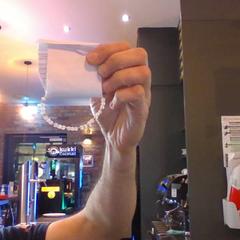 Armband white, rapporterat av MEININGER Hotel Hamburg City Center med iLost