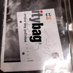 Mappe med ark, amint azt IKEA Åsane az iLost segítségével jelentette.