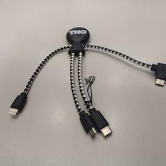 Usb laddare TNO Zwart Wit, rapporterat av TU/e - Receptie MetaForum med iLost