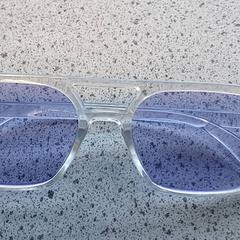 Betaurrekoak - Zonnebril, gisa salatu by Centraal magazijn iLost erabiliz