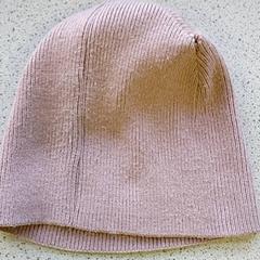 Kleding - Muts roos, jak nahlášeno Centraal magazijn pomocí iLost