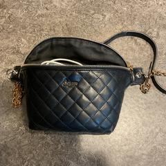 Saco Op naam van tale, como reportado por Gemeente Amsterdam utilizando o iLost