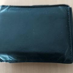 Peněženka - Okabuzigi, jak nahlášeno Centraal magazijn pomocí iLost