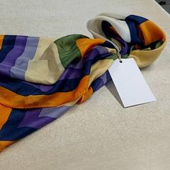 Kleding - Sjaal, segundo informou Centraal magazijn usando iLost