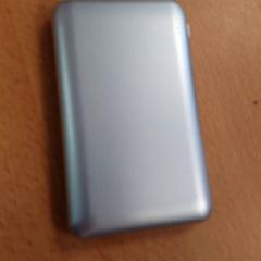 Accumulatore di energia, come riportato da Inntel Hotels Amsterdam Centre utilizzando iLost