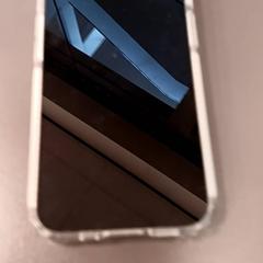 Chytrý telefon Wit met doorschijnend hoesje Apple, jak nahlášeno Gemeente Diepenbeek pomocí iLost