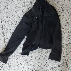 Kleding - jas, ha sido reportado por Centraal magazijn con iLost