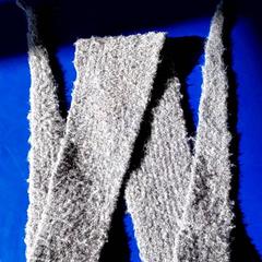 스카프 Grise, iLost를 사용하여 IKEA Rennes - Pacé에 보고됨