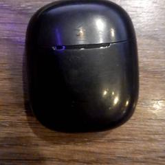 İLost kullanarak Leonardo Royal Hotel Amsterdam tarafından bildirildiği gibi Kablosuz kulaklık earbuds