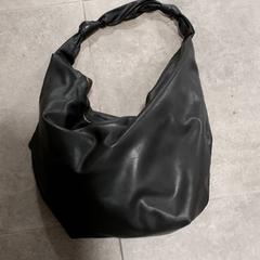 Taška Handtas, jak nahlášeno Regio Antwerpen - Brussel pomocí iLost