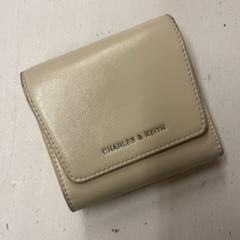 Plånbok Nguyen, rapporterat av HTM med iLost