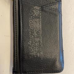 Portfel Champagne, zgłoszono przez GVB przy użyciu iLost