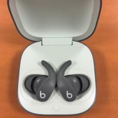 귀 플러그, iLost를 사용하여 ibis Schiphol Amsterdam Airport에 보고됨