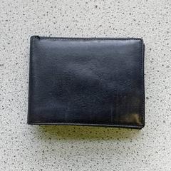 Carteira - Fagard, como reportado por Centraal magazijn utilizando o iLost