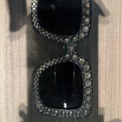 Sunglasses, as reported by Van der Valk Hotel Haarlem using iLost