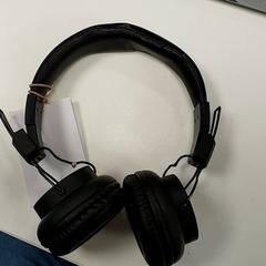 Cuffia, come riportato da Centraal magazijn utilizzando iLost