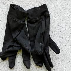 Roupa Handschoen, como reportado por Regio Limburg - Leuven utilizando o iLost