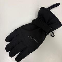 Hansker, som rapportert av IKEA Praha – Černý Most ved bruk av iLost