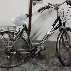 Fiets koga  Grijs zwart, amint azt Fietsdepot Hasselt az iLost segítségével jelentette.