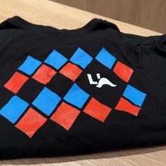 T shirt Black がiLostで Van der Valk Hotel Eindhoven - Best によって報告されました