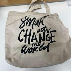 Bag, as reported by IKEA Praha – Černý Most using iLost