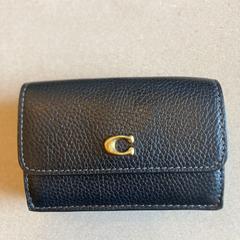 Black wallet, som rapportert til iLost