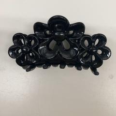 Pinza para el cabello ヘアクリップ, ha sido reportado por IKEA新三郷 con iLost