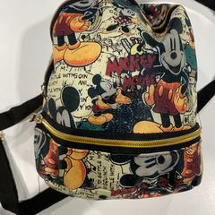 Rugzakje, como reportado por Regio Limburg - Leuven utilizando o iLost