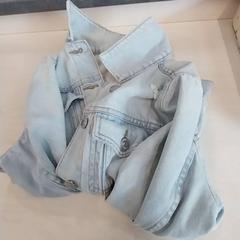 Denim jaka licht blauw, gisa salatu by Arriva Limburg Zuid iLost erabiliz