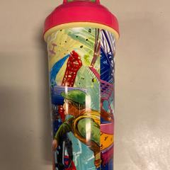 Waterfles  Stripfiguren kinder, segundo informou Pathé Tuschinski usando iLost